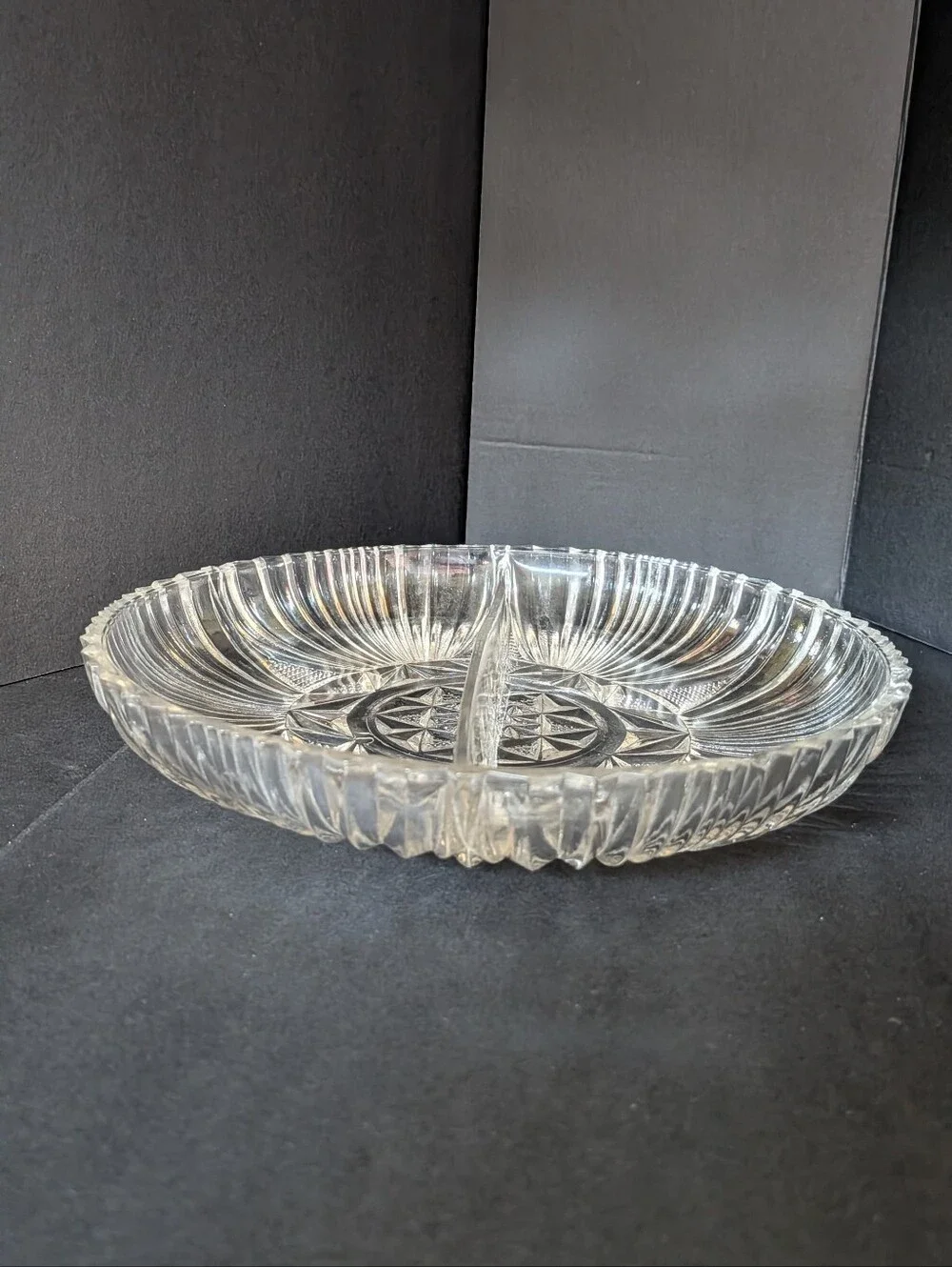 VTG MCM Indiana Glass Sunburst Fairfield Divided Serving Dish Clear 7